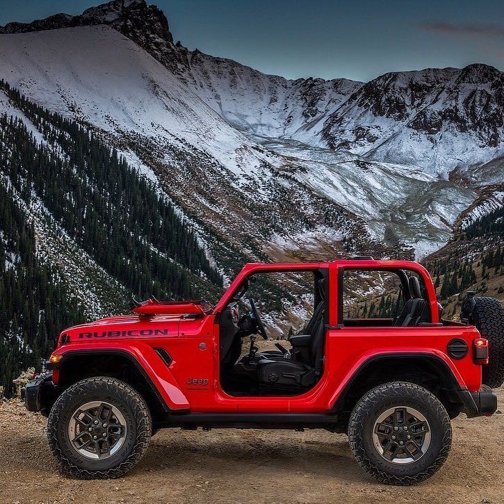 mt_loverman's tweet photo. Whelp. This is all I need to see. The new Wrangler rules!!! #jeep #wrangler #nodoors #nowindshield https://t.co/29P0TFe6Xu https://t.co/h418W9rSp3