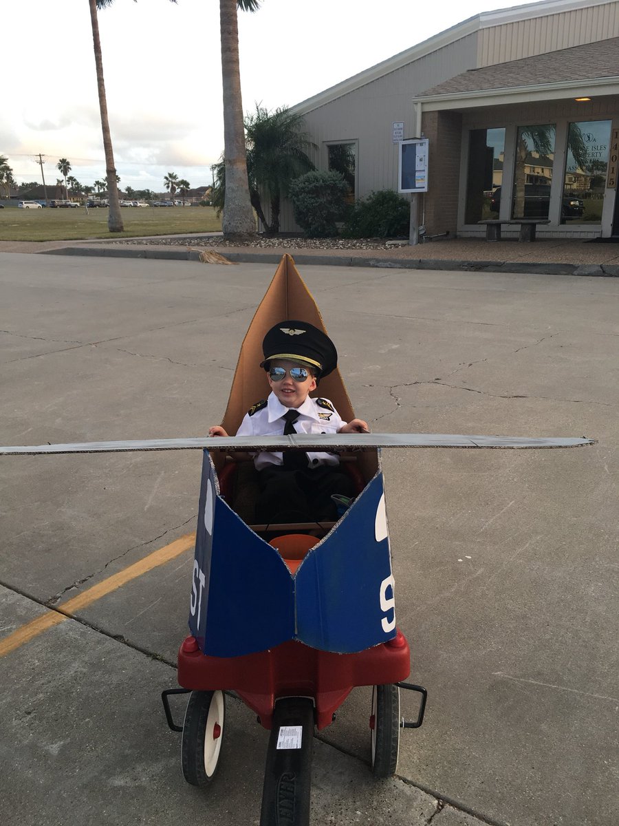 Ashley Debler tweet media