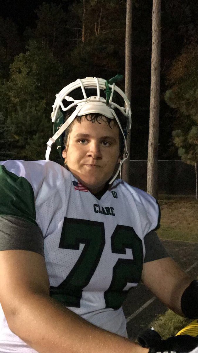 logan_schweins's tweet photo. Good luck Friday #fuckingstud #seehimintheNCAA#thentheNFL @bruinfrench6790 https://t.co/FMRvMTiGFi