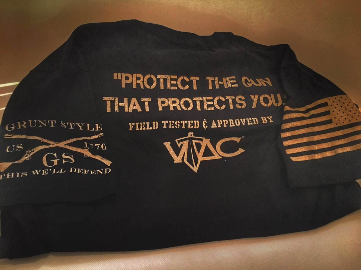 Dilley_Esq's tweet photo. Mailcall!! New shirt from @RANDCLP &amp; @Gruntstyle. Thanks to #RandCLP crew for sending this out. #GruntStyle #HawgGrease #GunLube #CLP #1776 https://t.co/8PjLHgDos6