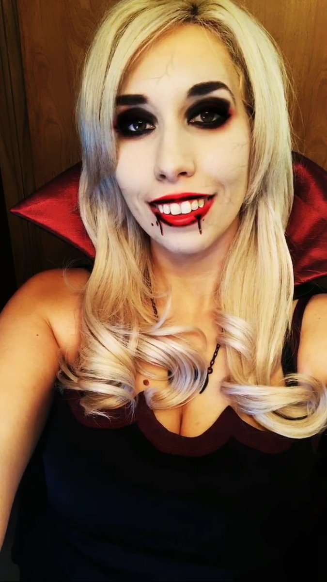 Bostwickmusic's tweet photo. Happy Halloween!!! 👻🎃👻 https://t.co/qa1WScB2g8