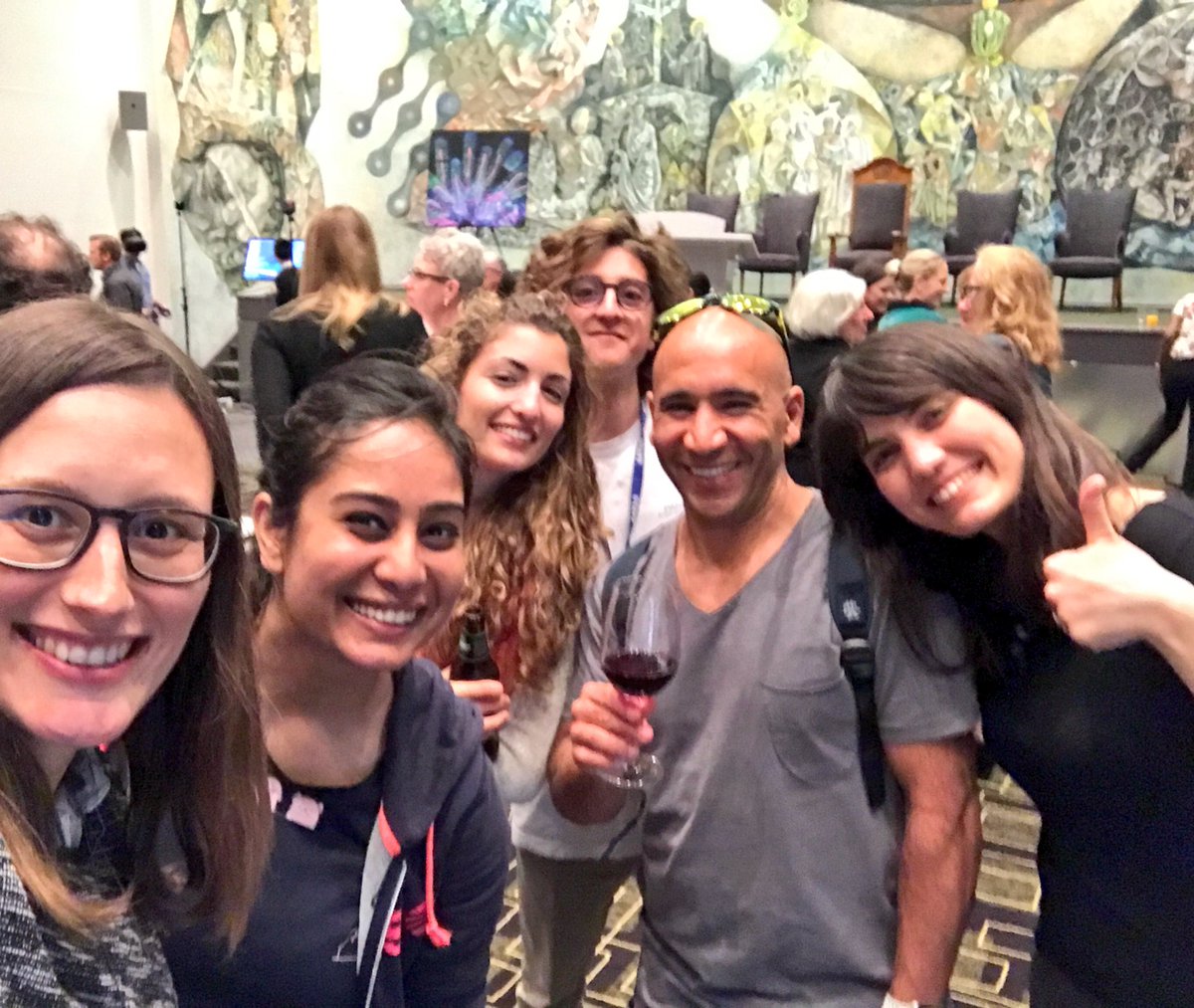 voelcker_lab's tweet photo. Voelcker lab ready for the announcement of #ScienceAsArt winners! @MIPS_Australia @MonashPharm https://t.co/wAVF6paUwP