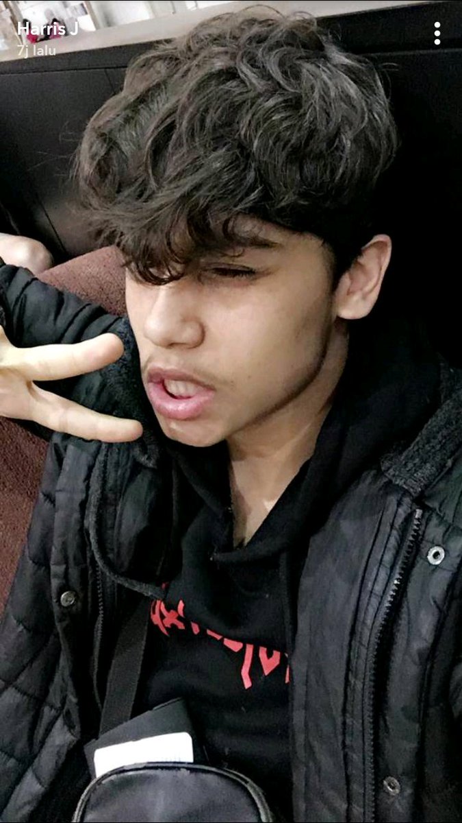 obiharrisj's tweet photo. wellcome back to indonesia❤❤❤❤❤❤
I miss you so much for 2 years i want to meet you but it is impossible @HarrisJOfficial https://t.co/oklTiWy4yS