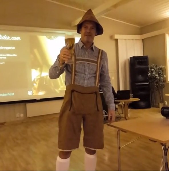 Hashslider's tweet photo. The best #oktoberfest ever! Having our service on the screen will make your party memorable! check out #hashslider website and try us! https://t.co/xLvJFjNRsj