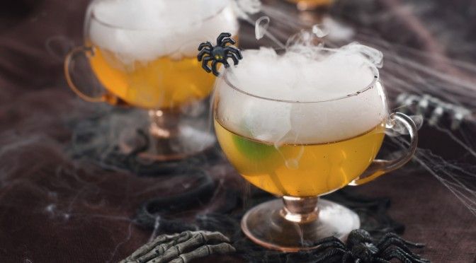 SwigHQ's tweet photo. Spooky Halloween #Cocktails with @OwlsBrew Tea Mixers - https://t.co/Xq8DJlRJPc by @melissabethk https://t.co/gs5FKYwQrz