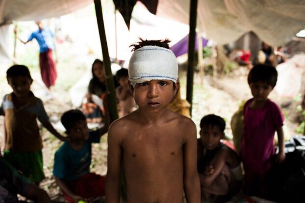 rohingya_rights's tweet photo. STOP scrolling. Take a moment. Imagine all the hopes and dreams lost.

Violence against the #Rohingya children is unacceptable. #ENDviolence https://t.co/ewBgA40ocL