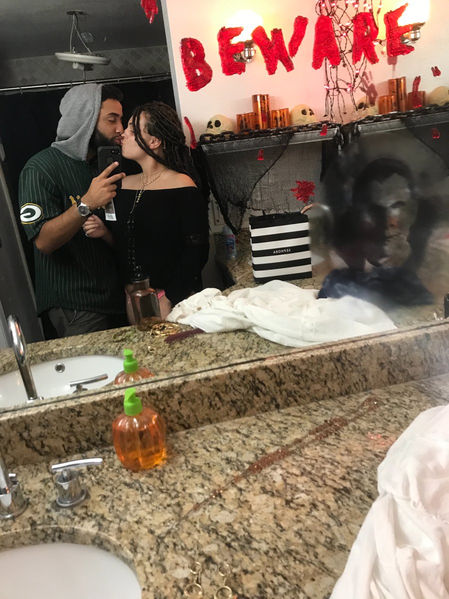amonell2's tweet photo. The lovely girl I take for granted every single day. I guess I won't learn until she's gone. 😞 https://t.co/0mnJO43qWo