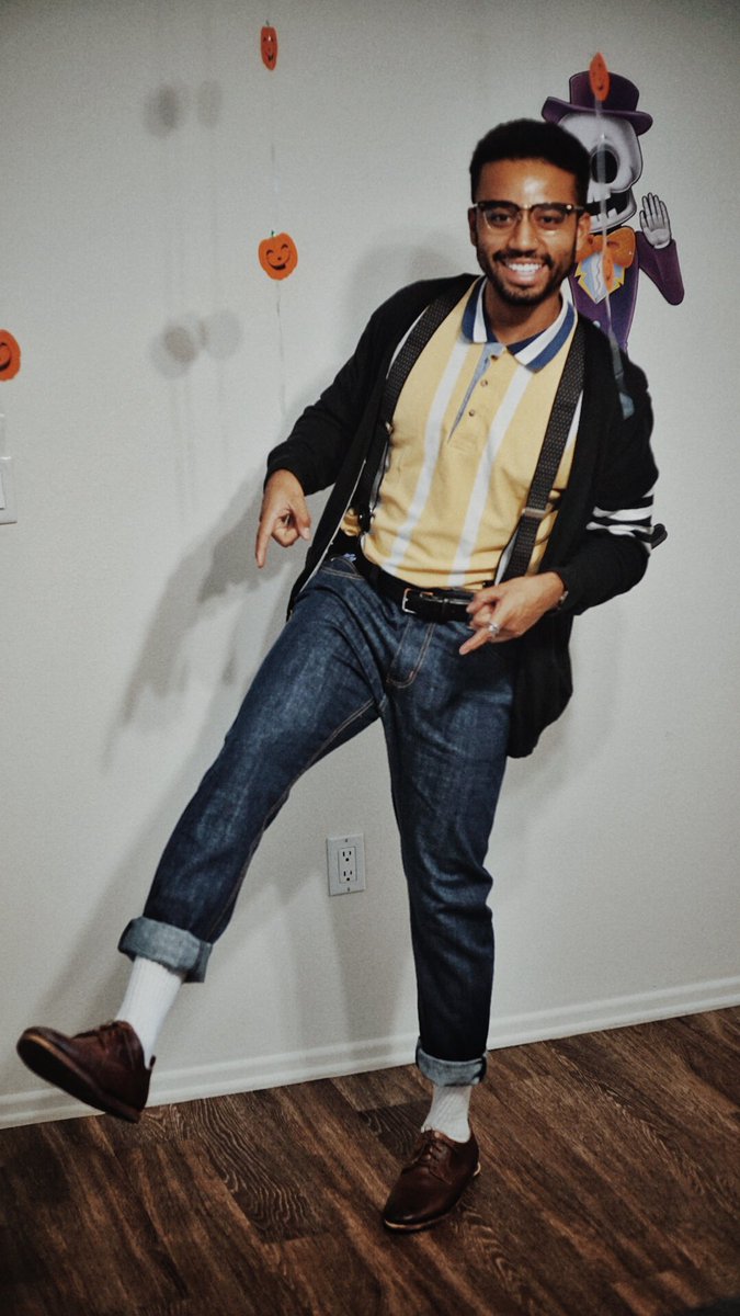 DLoveLess_'s tweet image. 🤓