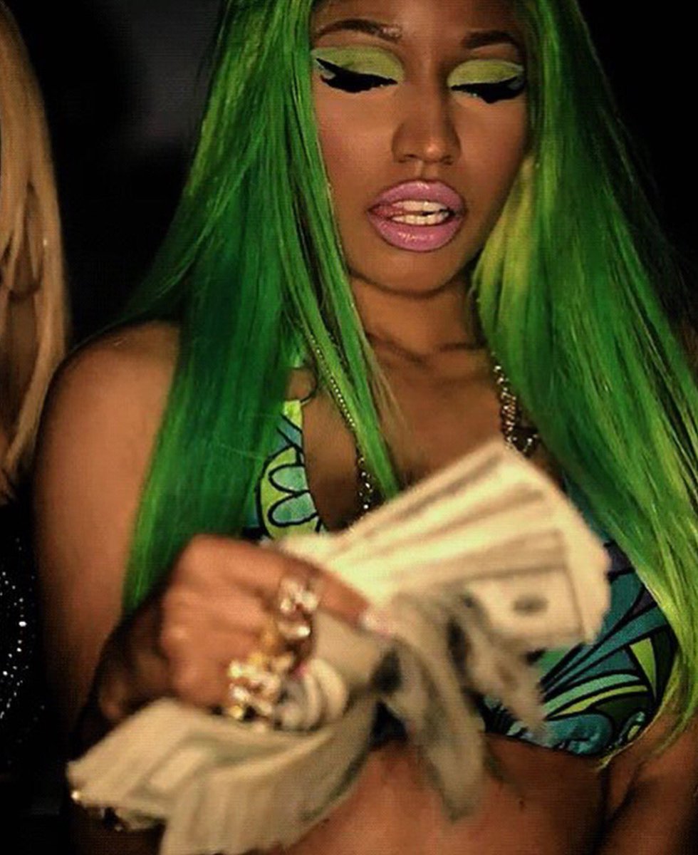 ShannadeJenee's tweet photo. MINAJ X2 https://t.co/4DZIE2CmJt
