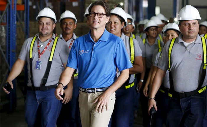 TorresAren's tweet photo. #1Nov Si MENDOZA GOBERNARA AL PAIS ALGUN DIA  COMO LO HACE CON LA POLAR, VENEZUELA SERÍA  UNA GIGANTESCA FAMILIA PRODUCTIVA.
(Mi opinión) https://t.co/3aVKwLmXrn