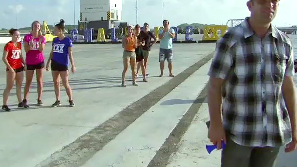 InnerCirclePTV's tweet photo. The final six are competing for a million bucks and Kim and Joe are ready to see a winner crowned! #TheChallengeXXX https://t.co/N4aDrlHIcl https://t.co/QiIqpoHl8B