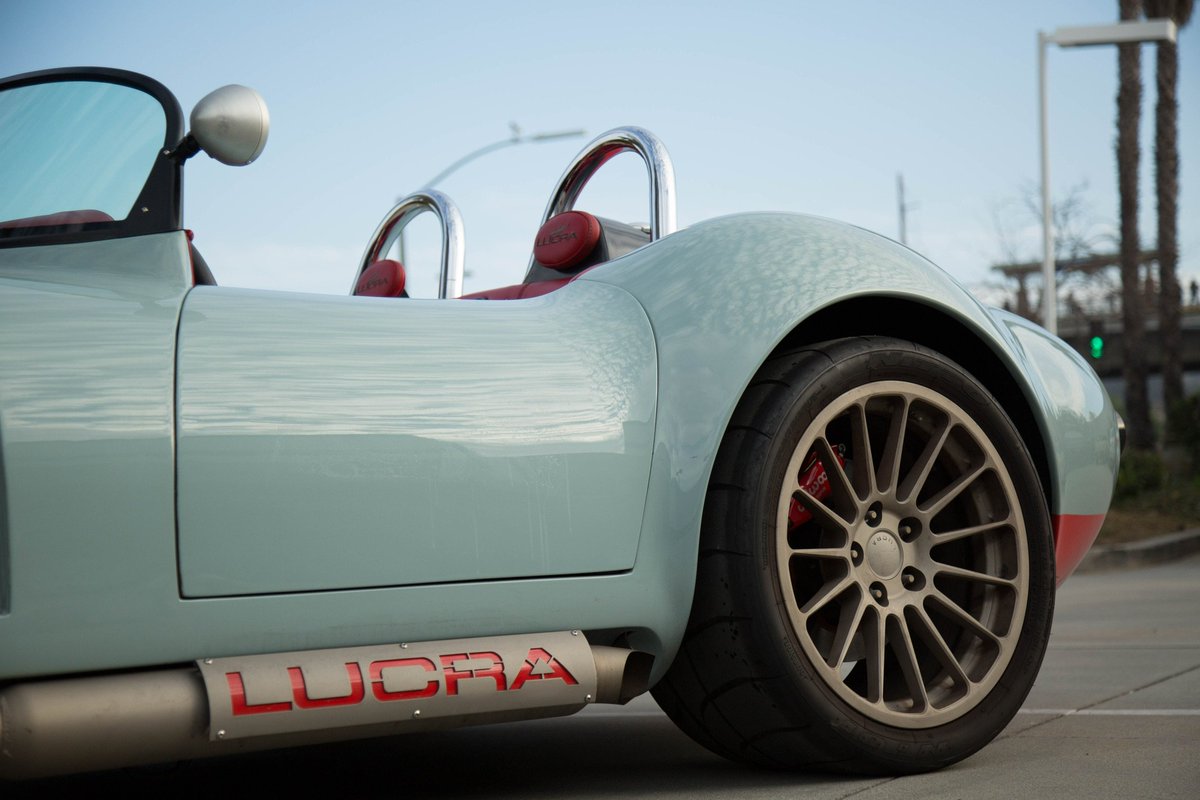 LucraCars's tweet photo. Beauty - from all angles. #fastandfurious #supercars #americanmade https://t.co/nUnaGJykFy