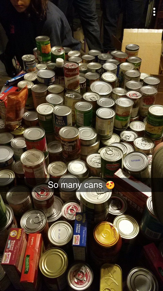 Tonight Alpha Chi teamed up with our Gamma Kappa Brothers to go trick or treating for canned goods to donate to local food pantries! #MLITB