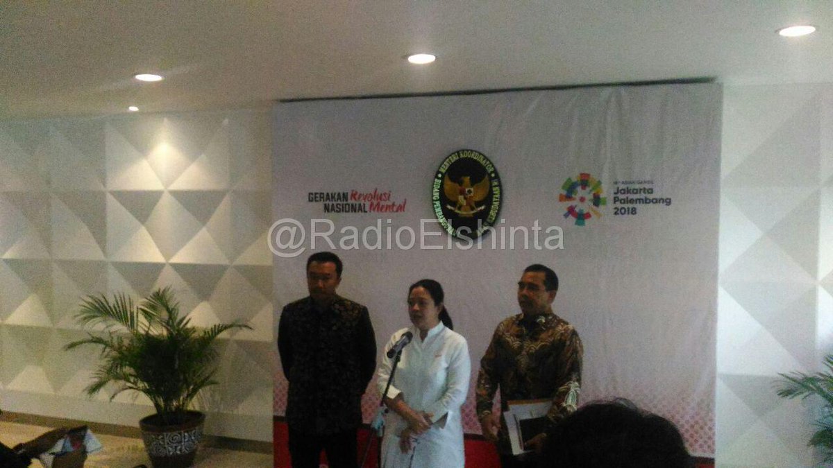 RadioElshinta's tweet photo. Menko PMK Puan Maharani: KONI akan mendapatkan peran utk meningkatkan prestasi atlet olahraga dlm Asian Games 2018 di tanah air. (Bak) https://t.co/9iXVUds8Jl