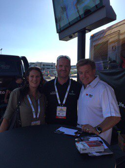 AlphaAutoUk's tweet photo. What a great experience meeting Chip Foose for a chat and photo at Sema! https://t.co/JLCkpg9c2m