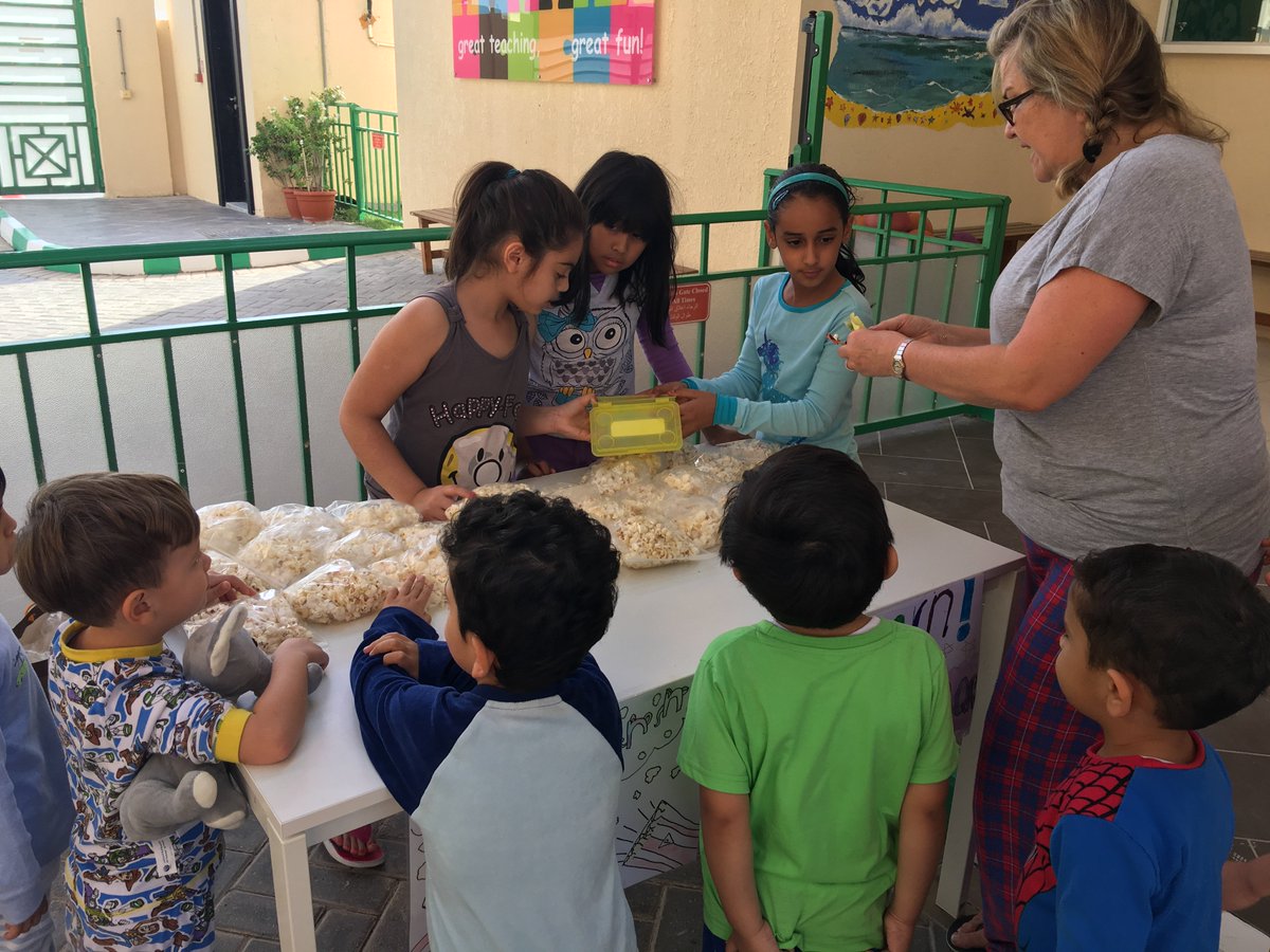 AWISDoha's tweet photo. Popcorn anyone? #pyjamaday #Year4enterpriseday #youngentrepreneurs #ipcexitpoint https://t.co/UgvalfjZi7