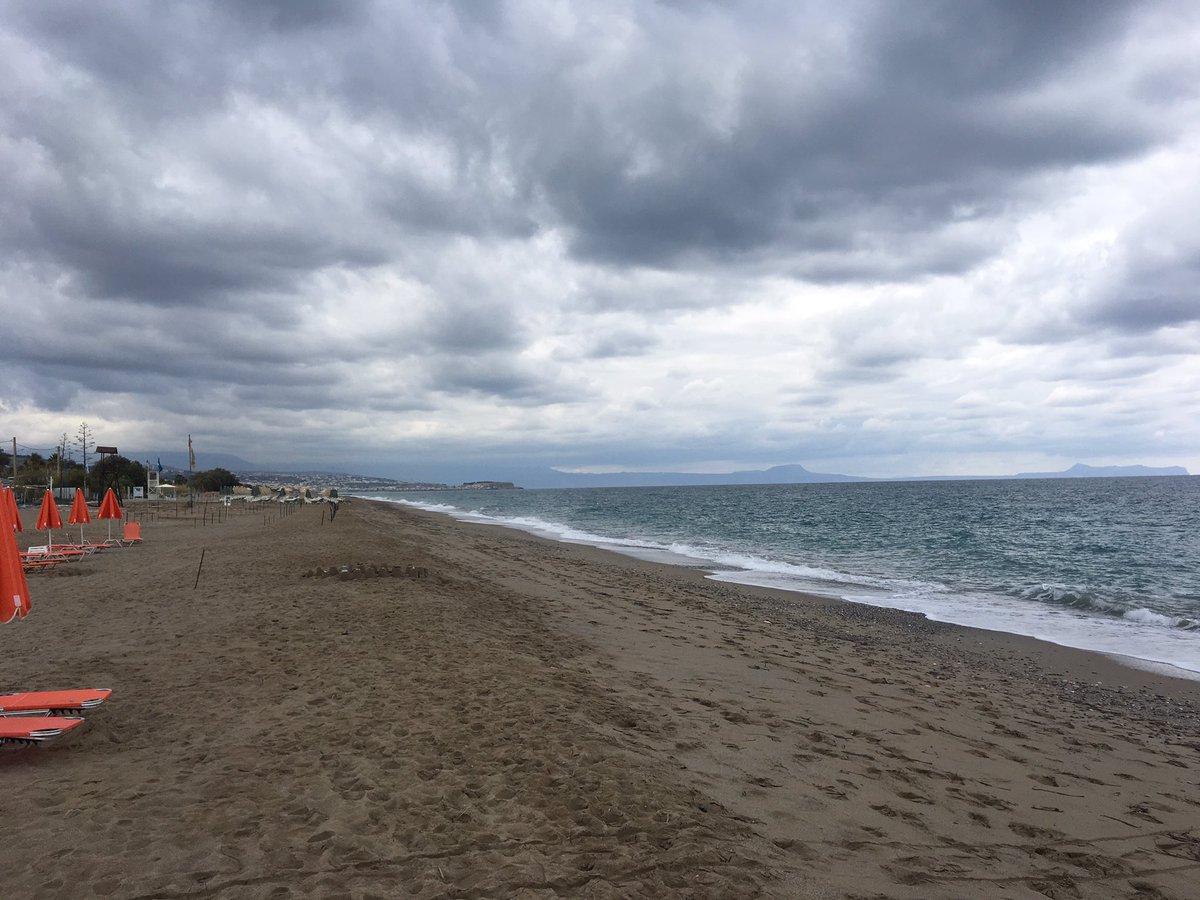 stevenwarnergis's tweet photo. A different picture from when I arrived this summer #Winter takes hold of this beautiful island #GoodbyeBeautifulCrete #ItsBeenAmazing https://t.co/SJ0aPmpYiU