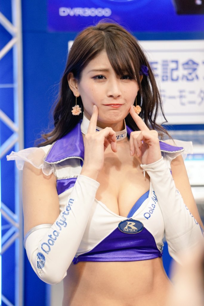 sith_darkforce's tweet image. 【2017/10/31 #TMS2017 #datasystem 】   
@sumiresour #沢すみれ さん
流石の #週刊文春 ぶち抜き‥‥
感じも良いし、何より華がある。
次世代のエースなんだろうなぁ
#データシステム #東京モーターショー #文春砲