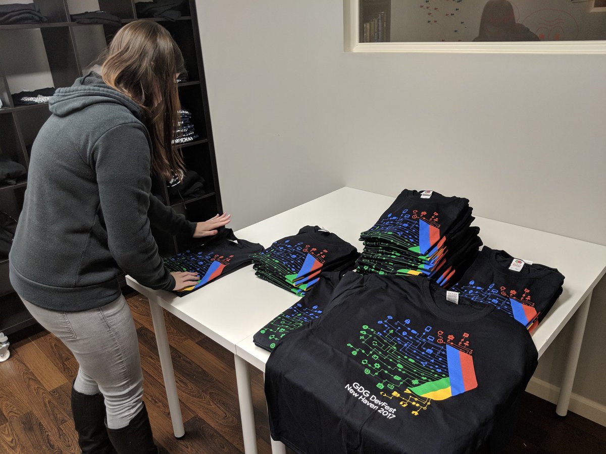gdgnewhaven's tweet photo. SHIRTS HERE!! Come get your shirts here at #DevFestNH this Sat &amp; Sun.

We got shirts, speakers from @WeCheckmate and @SCSU_CompSci AND MORE! https://t.co/cEVm3nkaRL