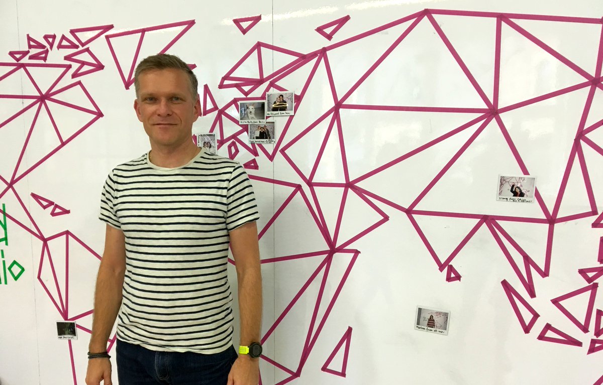 SOULWORX_'s tweet photo. "Creating an environment of creative freedom."
👉#HumansOfNewWork Story with @tmuellernyc @FjordBerlin
https://t.co/F3OgMOp69D #innovation https://t.co/rEP4xjhq6J