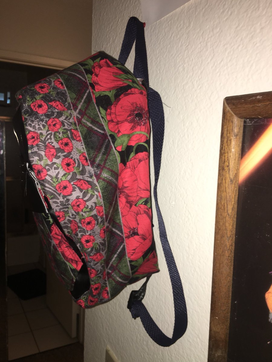 stebanJR2's tweet image. Another custom made back pack made from scratch 

#diy #diybackpack #stbn #backpack #custom #bday #gift