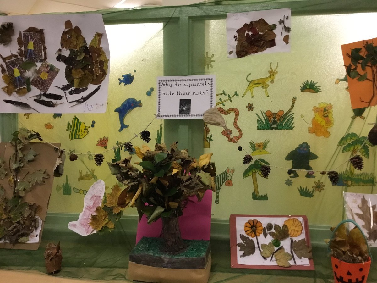 BirchesGreenPri's tweet image. Super autumn projects for our new topic in reception. #whydo squirrels hide their nuts? #eyfs