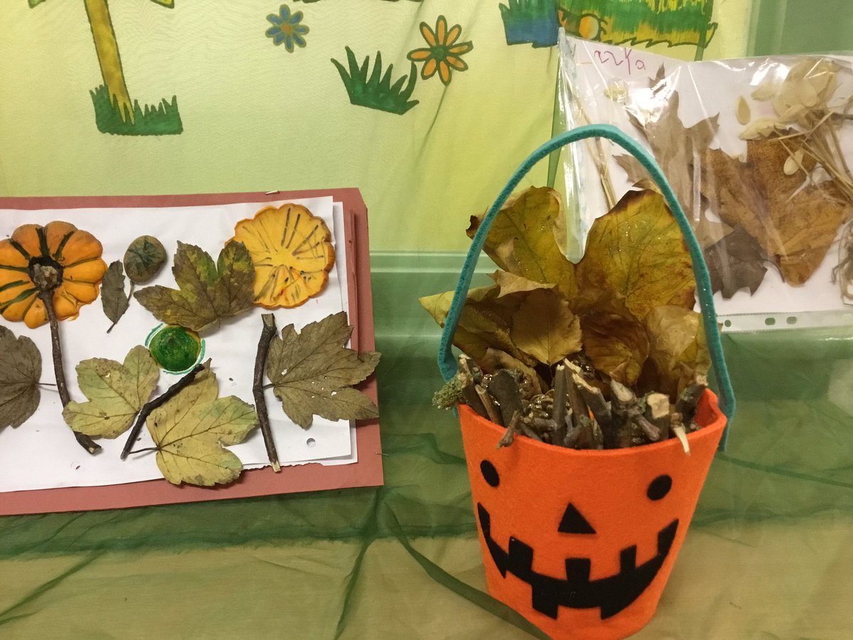 BirchesGreenPri's tweet image. Super autumn projects for our new topic in reception. #whydo squirrels hide their nuts? #eyfs
