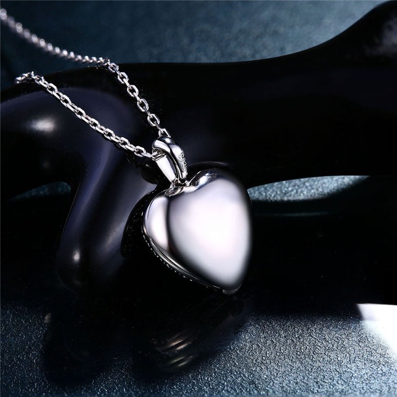 admarksandy's tweet image. Natural amethyst pendant,heart shape design.More jewelry welcome to review
lbjew.en.alibaba.com/#