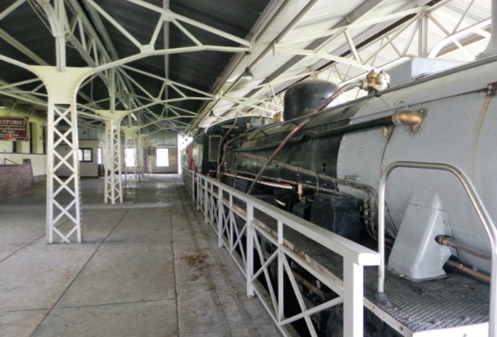 TheGreenCarrots's tweet photo. Railway History: Selati, the train line that saved Kruger National Park @BlastingNews https://t.co/Gt6nRVS6sk https://t.co/gHbuB9Vyzi