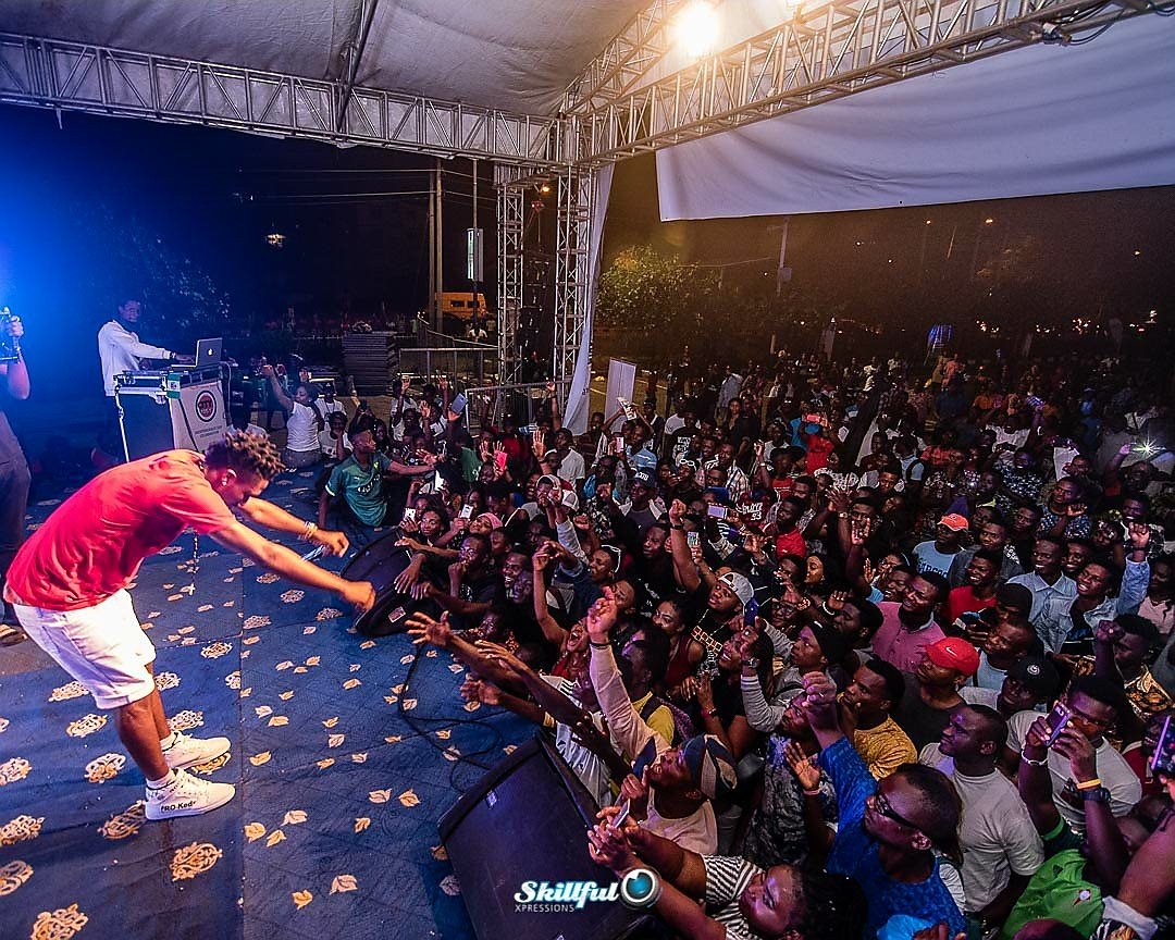 EfeMoney's tweet photo. It's not abt me.. it's abt believing u can make it tru my story. I say thank u 4 never giving up. As for me.. I DIE PUT..
HAPPY NOV 🙏 https://t.co/UrVIukt7w9