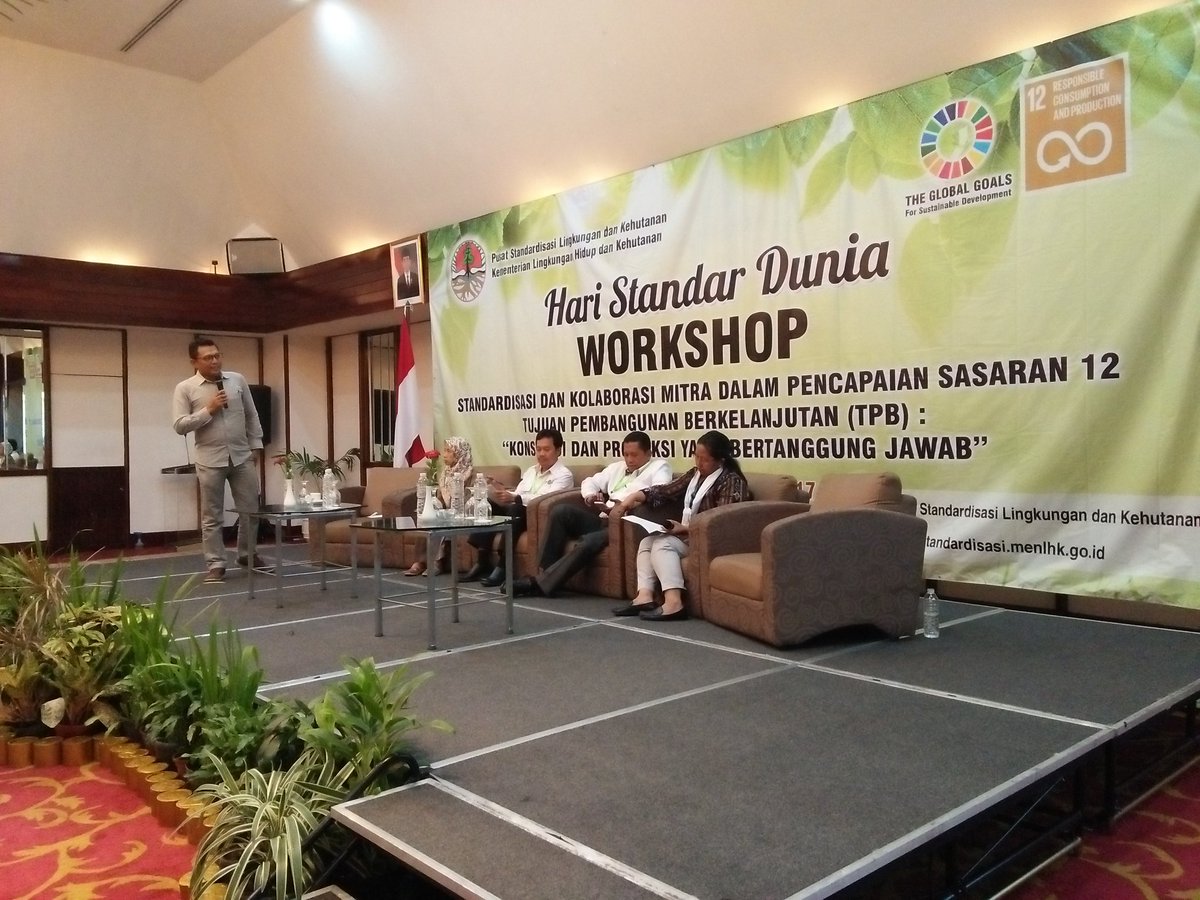 pusfaster's tweet photo. Keren ! Bandung Clean Action telah melakukan pendampingan pada berbagai acara untuk mewujudkan sustainable event. #kel.1 #standard4change https://t.co/FlgTad5UdA