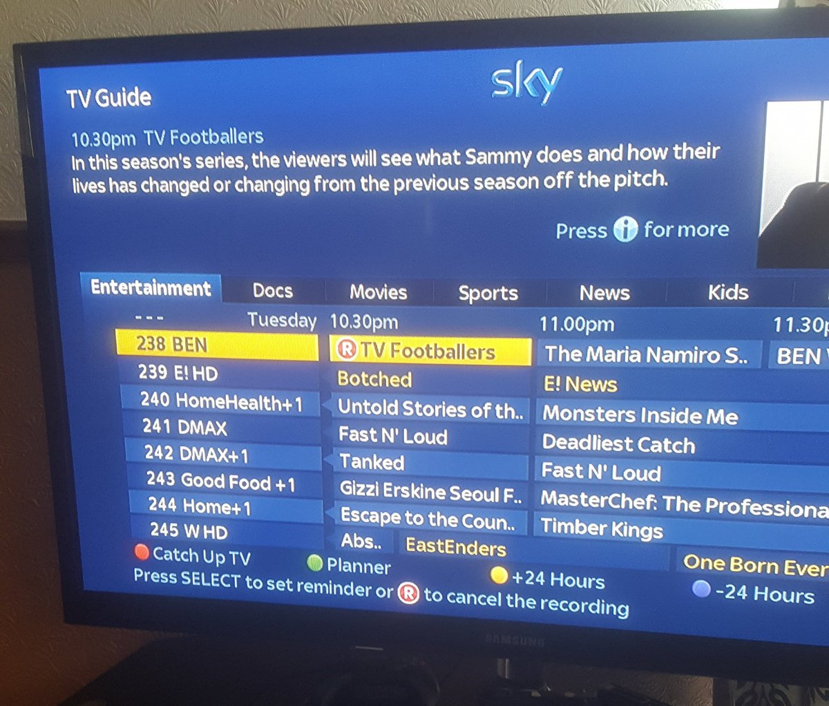 TvFootballers's tweet photo. next week tuesday at 10.30pm. Will be on sky ch 238
 can't wait? s3 ep1 van be seen on the you tube link https://t.co/IliT7FTFQL #tvshow https://t.co/3qXvbD7a2S