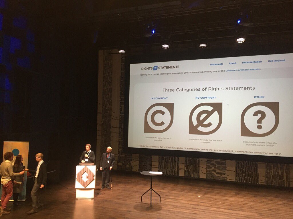 EuropeanaIPR's tweet photo. At the digital humanities conf Tartu @puik announces the translation of #rightsstatementsDOTorg into Estonian🇪🇪Hurrah! #EE2017EE https://t.co/HwT6w7fCEu