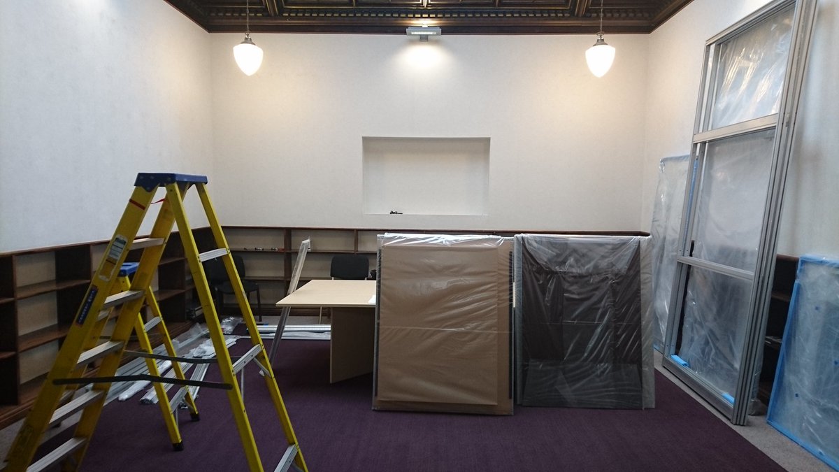 AimeeBuildEmp's tweet photo. Our Ideas Room transformation is under way with @frem_furniture #ideas #inspiration #officedecor https://t.co/lZvi5mKjEy