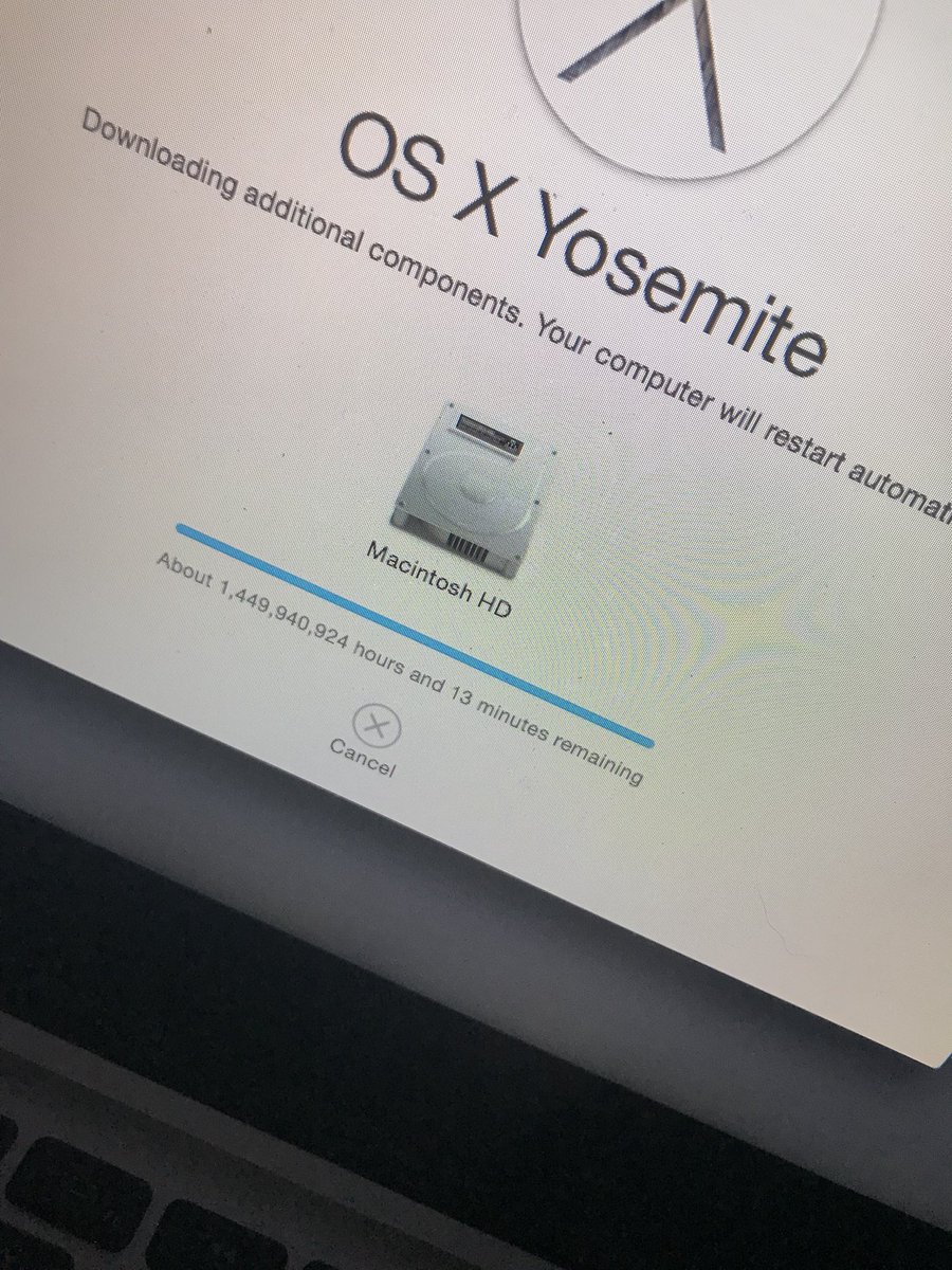 Torso1990's tweet photo. Not sure if it’s just me but this seems oddly aggressive #apple #daf https://t.co/HIHQeJTZBP