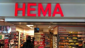 thedmaasDG's tweet photo. De HEMA in Groesbeek gaat verhuizen. Kijk maar naar de Koffieautomaat. 

https://t.co/1B5vgZv10p https://t.co/2ko9EpiJJk