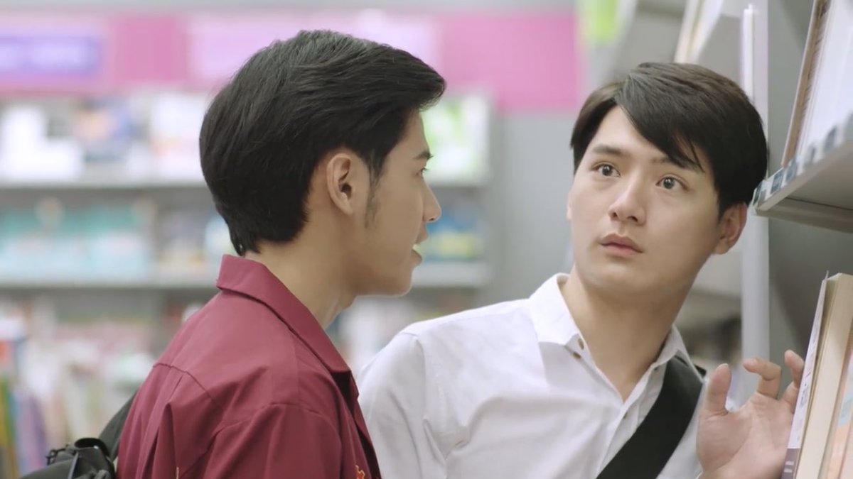 yesterdayou___'s tweet photo. ที่ทำงานมีใครจีบพี่อาทิตย์รึเปล่าครับ 
จะไปมีได้ยังไง
ไม่มีก็ดีแล้วครับเพราะว่าผมเป็นแฟนที่ดุมากและก็ยังเป็นเฮดว้ากด้วย #sotusStheSeries https://t.co/xOIz4hDXTG