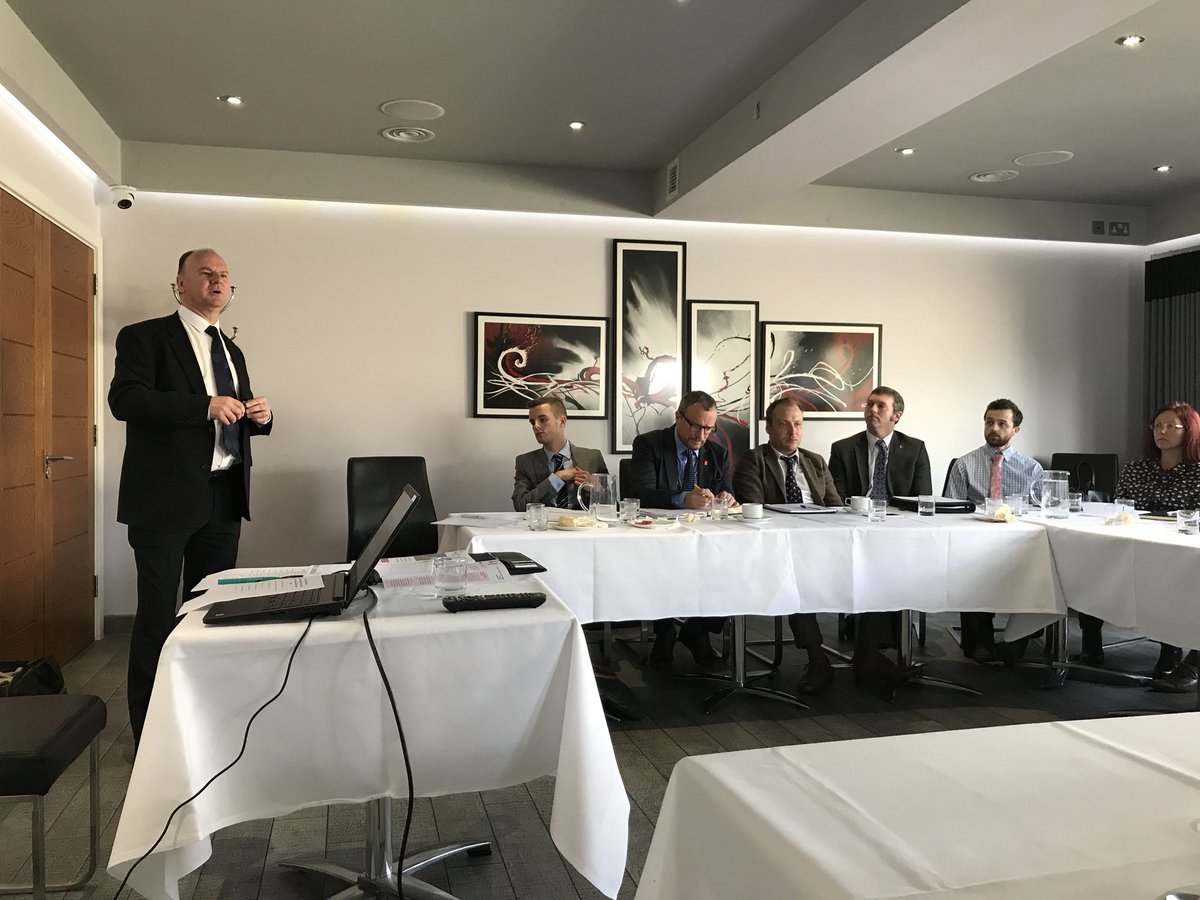 leehwebbers's tweet photo. Our Webbers Online Auction Specialist meeting is in full flow, @Property_Eric takes on the discussion. @iamsold @julesmlav #modernmethod https://t.co/G6n3jr8hkC