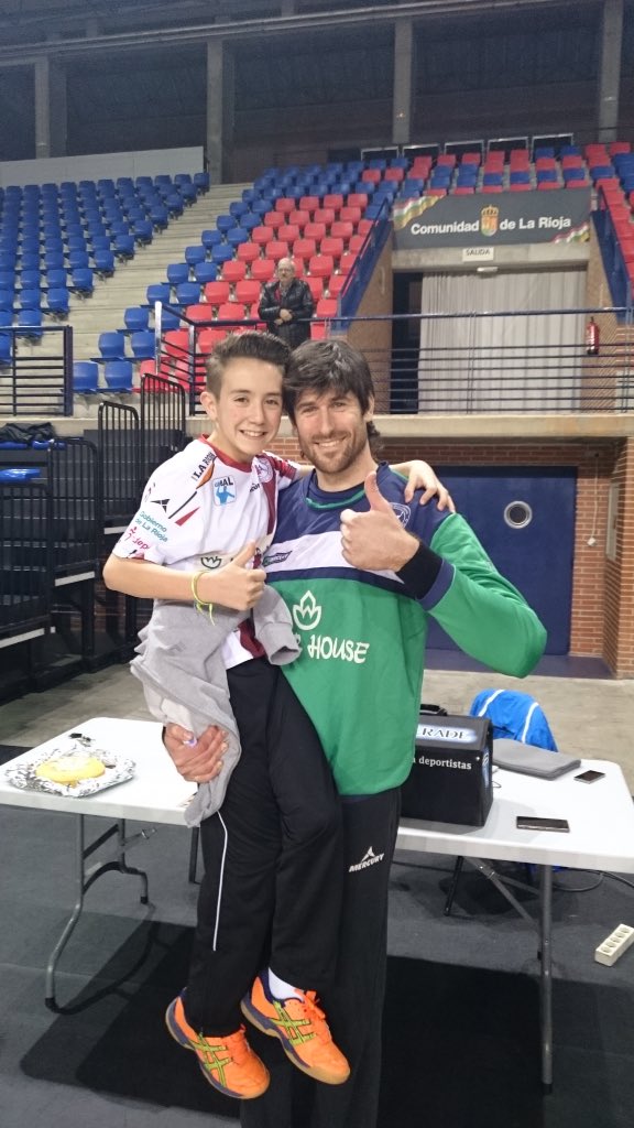 Muchas felicidades MI CAPITAN <a href="/GurutzAgi/">Gurutz Aginagalde</a> ,siempre eres y serás mi ejemplo