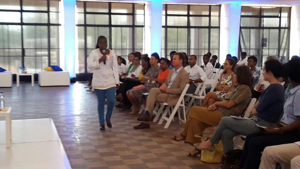 RedeHOPEM's tweet photo. "Not to involve men is a waste", Isabel Casimiro, at a debate on role of men in promoting gender equality in Mozambique.
@BayanoValy https://t.co/5dpSO8Vfla