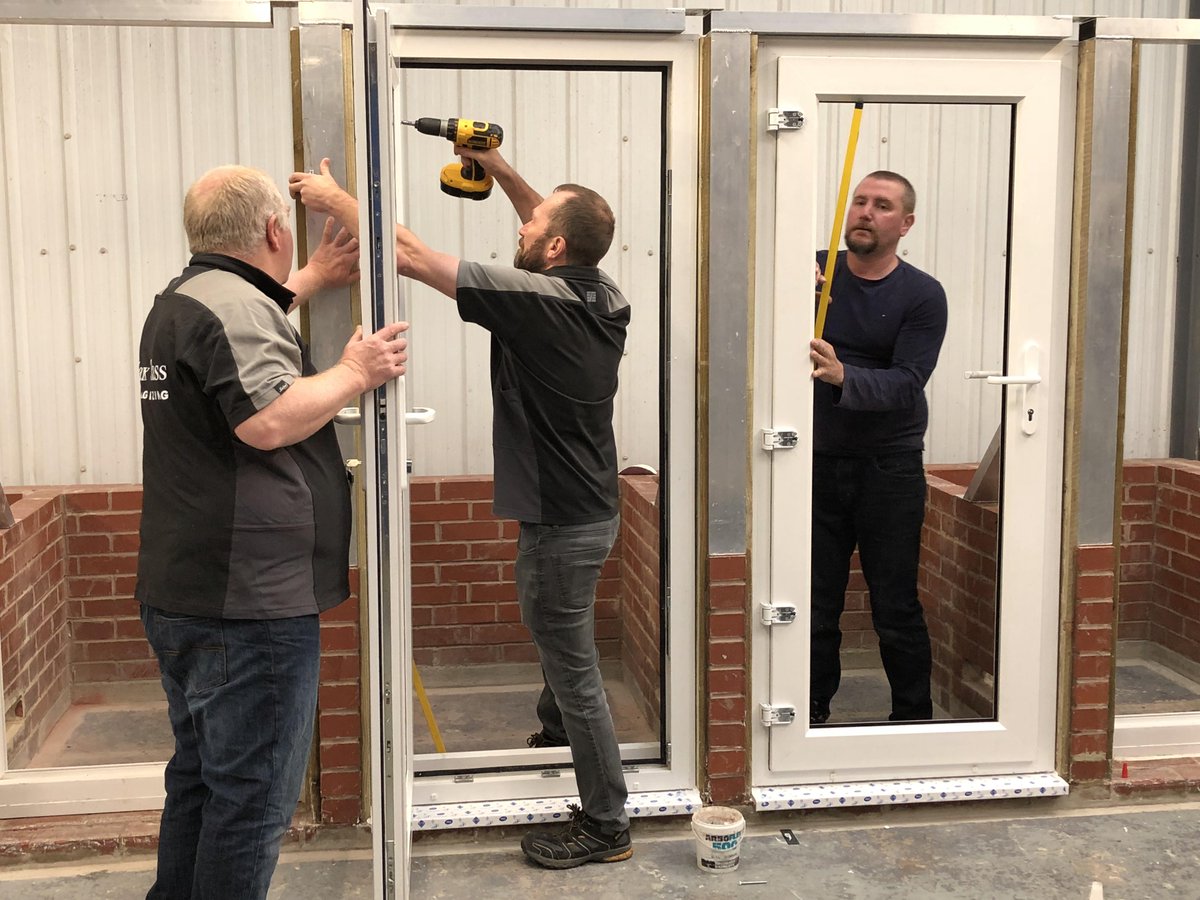 GlazeriteLtd's tweet photo. @manxglass attending the @floodangel approved installer training course yesterday. Become a BSI approved installer - https://t.co/JuBHSDZerj https://t.co/ziPVxIds5Y