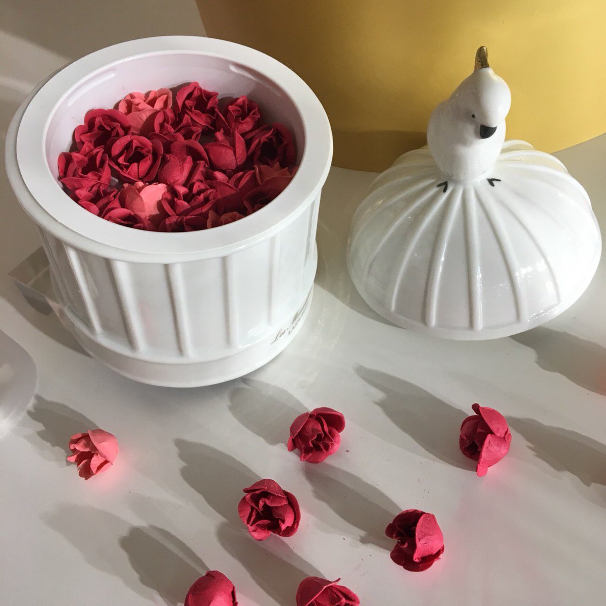 ラデュレ の #春新作コスメ をスクープ！】 オー ド パルファン メル