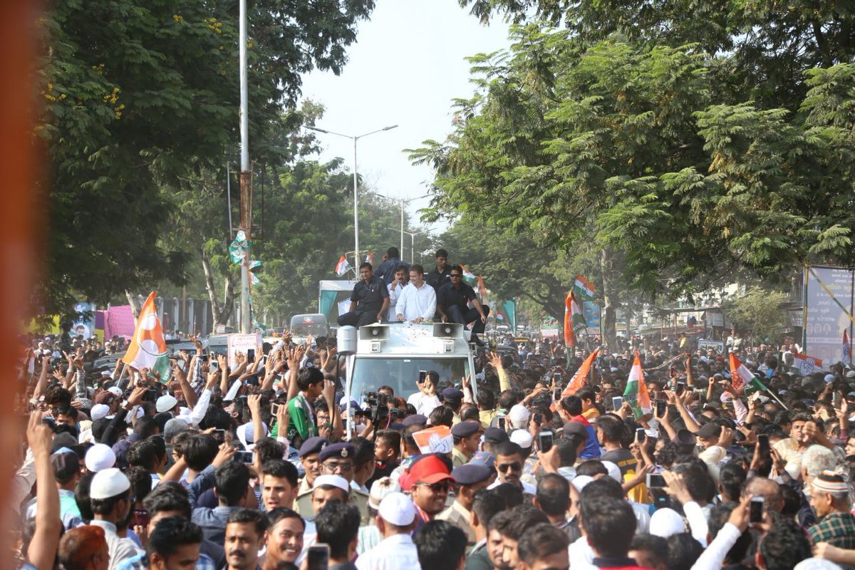 RuchiraC's tweet photo. रैली नहीं रेला। #IAmGujaratIAmCongress https://t.co/iAqtvHMtaU