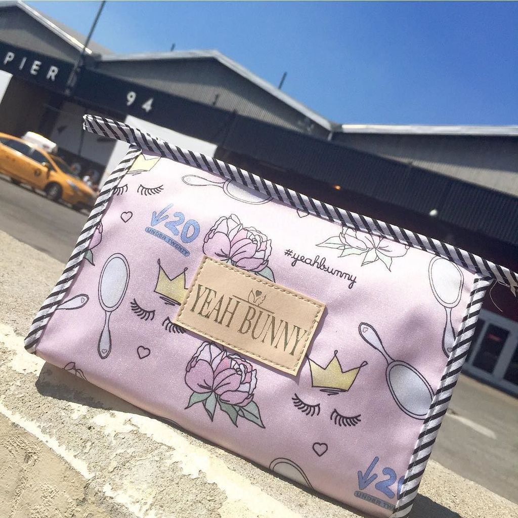 ivoadventures's tweet photo. 💕👏🏻@yeahbunny (👱🏻♀️@ivoadventures ) x 💙@undertwentypl 🙌🏻🛁🌸 #amazing #collaboration #undertwenty #yeahbunny #handd… https://t.co/gGihdjux9p https://t.co/OCmt7olurx