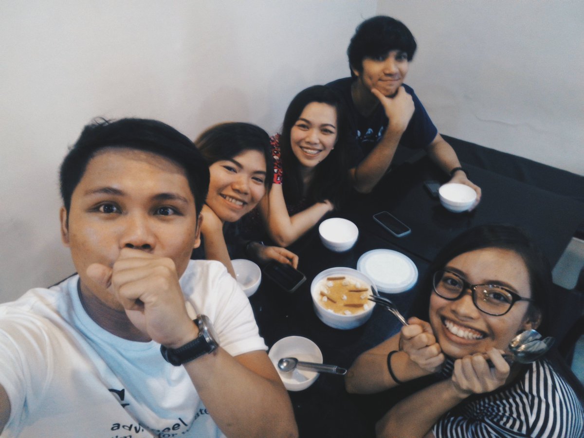 jmbayzon's tweet photo. "The more you grow in the grace the more you grow in the faith."
Team Butuan 2017! #squadgoals #acceptgrace #extendgrace #keepkeeps https://t.co/ZgXyeZEwWc