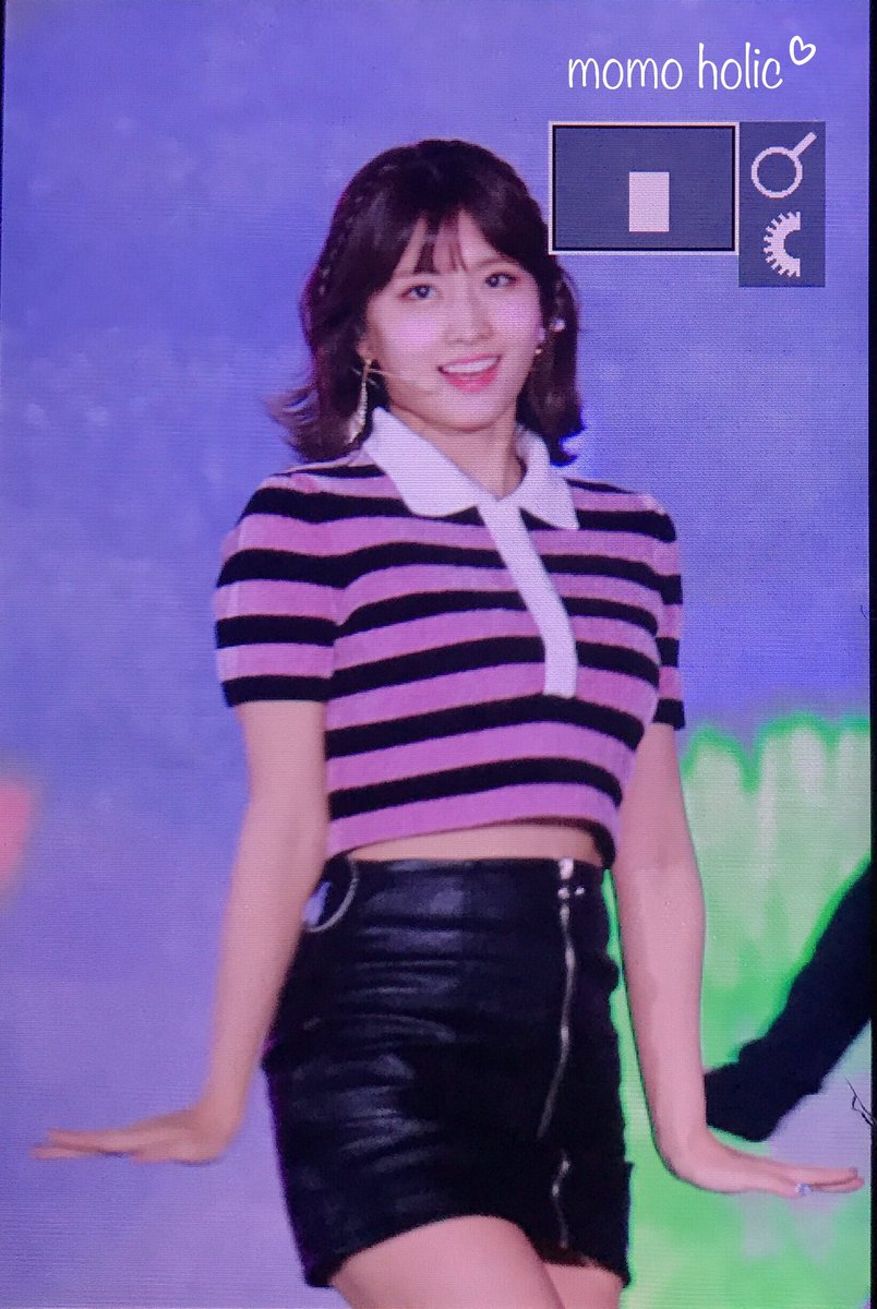 19961109com's tweet photo. 171101 평창 리허설 

@JYPETWICE 

#TWICE #MOMO #모모 #트와이스 #もも https://t.co/TqBLxd6DZd