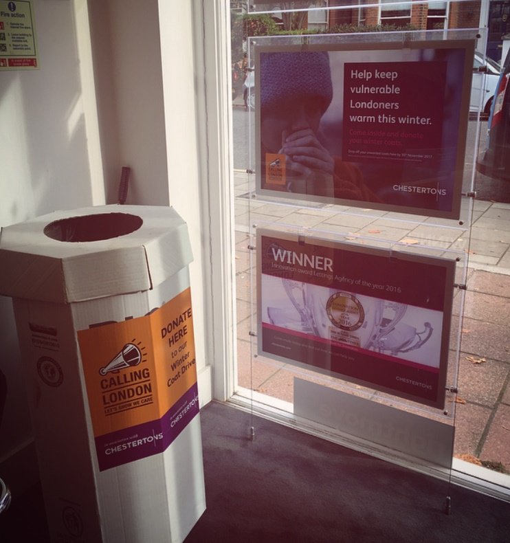 Chestertons_Kew's tweet image. Please drop off any unwanted coats to our Kew office on Sandycombe Road by the 30th Nov for the Calling London Campaign #kew #chestertons