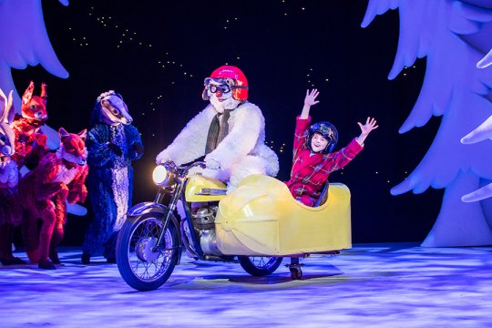 A flying snowman, dancing penguins and a jolly Santa. What more do you need this Christmas? @peacocktheatre bit.ly/2z8KISS