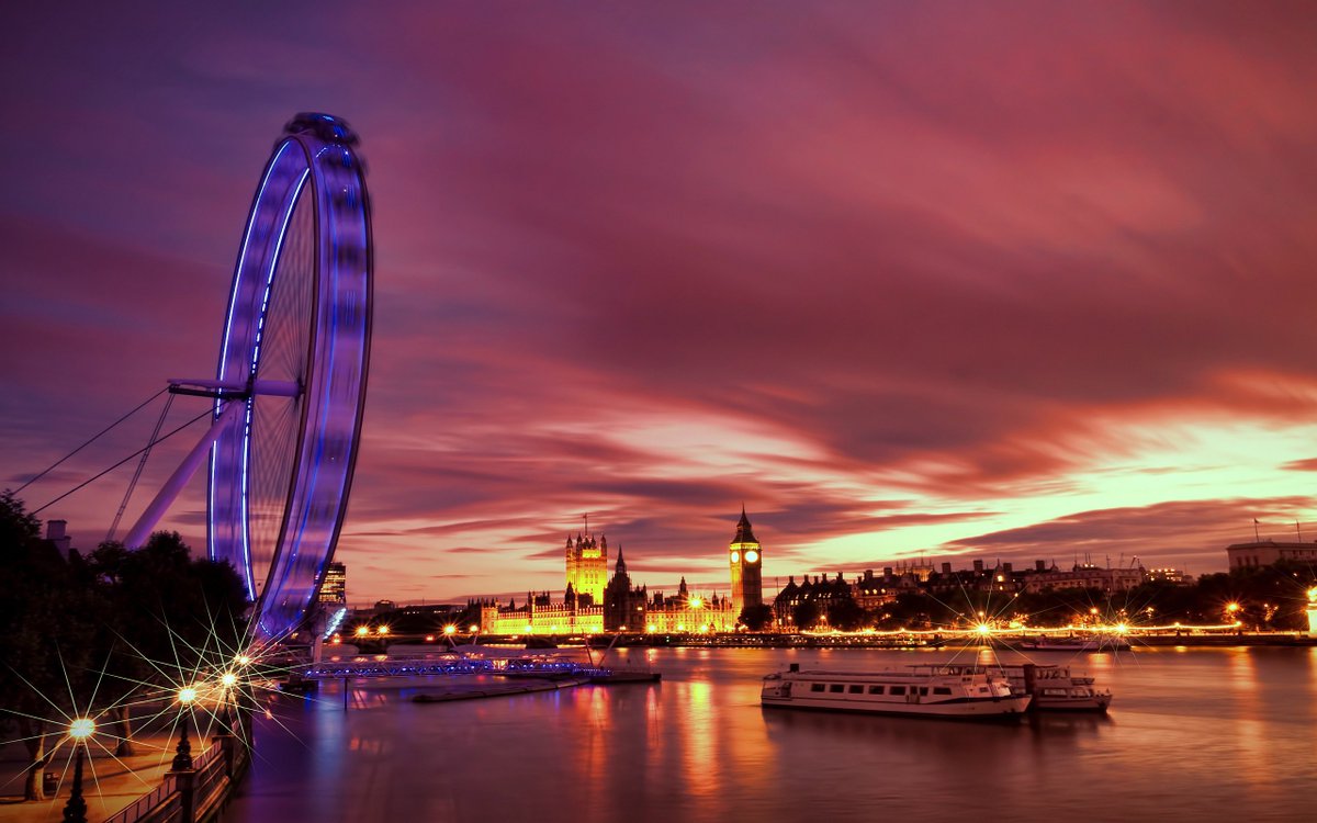 LDNExplorerPass's tweet photo. #LondonCalling @TheLondonEye https://t.co/a234S3ijk4 https://t.co/F4QCzAE8LG
