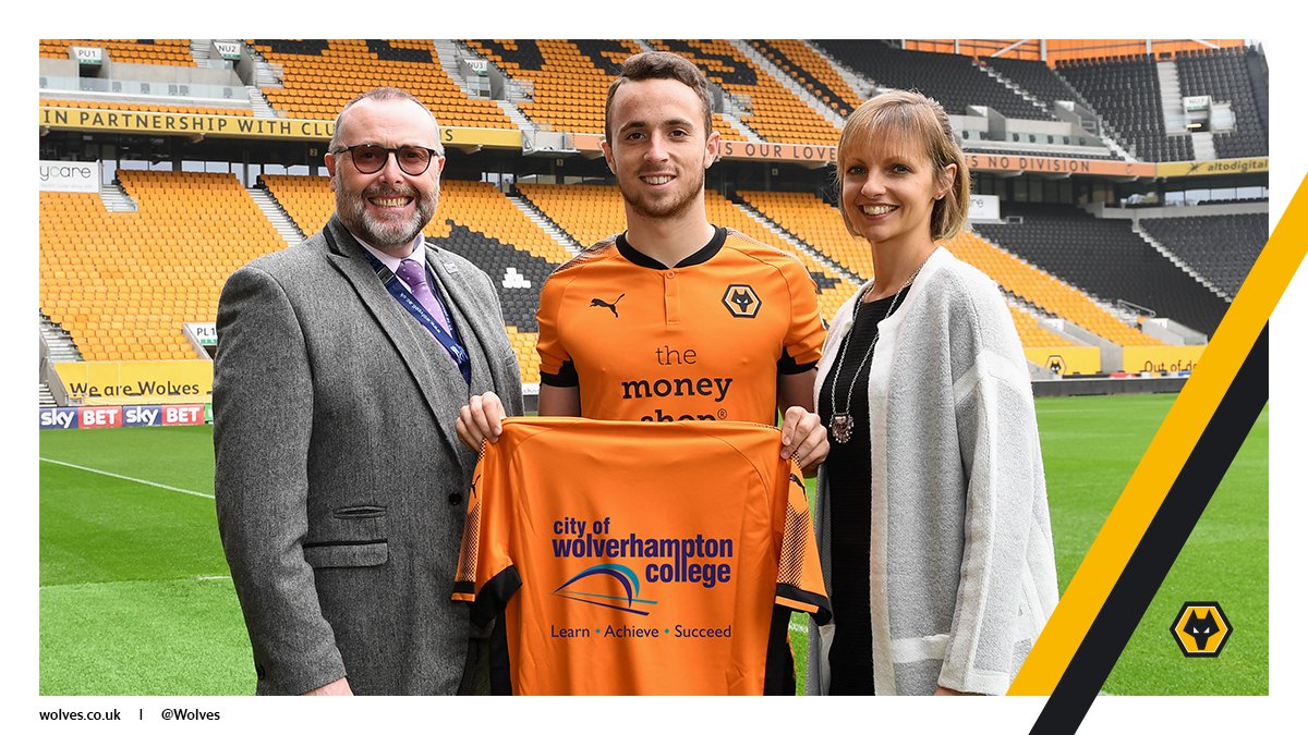 Wolves (@wolves) on Twitter photo Wolves and <a href="/wolvcoll/">City of Wolverhampton College</a> continue partnership into fifth season.
๐ฐ๐
goo.gl/uPJHNq Wolves and <a href="/wolvcoll/">City of Wolverhampton College</a> continue partnership into fifth season.
๐ฐ๐
goo.gl/uPJHNq